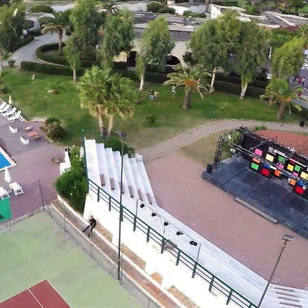 Villaggio Sabbie Bianche 2*